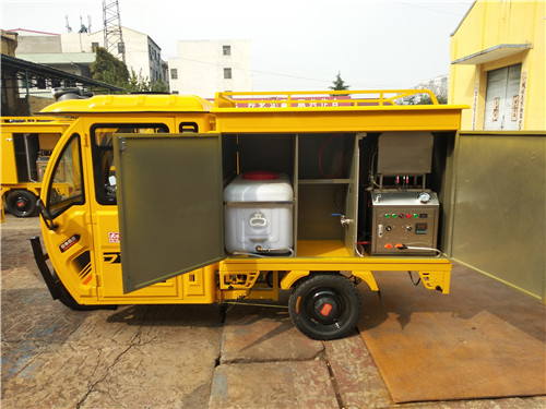 移動(dòng)蒸汽洗車機(jī) 蒸汽洗車機(jī)